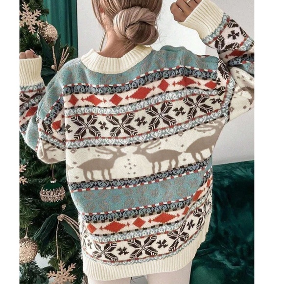 Cozy Christmas Holiday Print Oversized Sweater Top - Picture 2 of 5